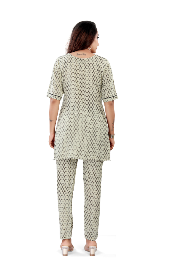 Beige &amp; Black Minimal Print